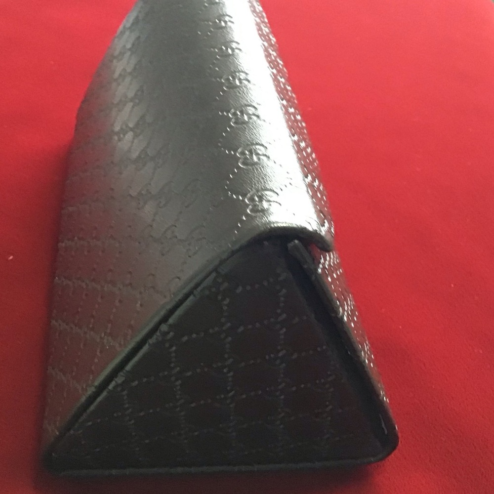 Gucci eye-ware Tri-folding case w/ cleaning cloth - Picture 9 of 9